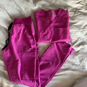 FIGS Bright Fuschia Scrub Set